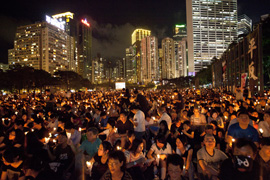 In Hongkong gedenken 180.000 Menschen den Opfern der Niederschlagung der Studentenproteste 1989. Foto: Katrin Harms