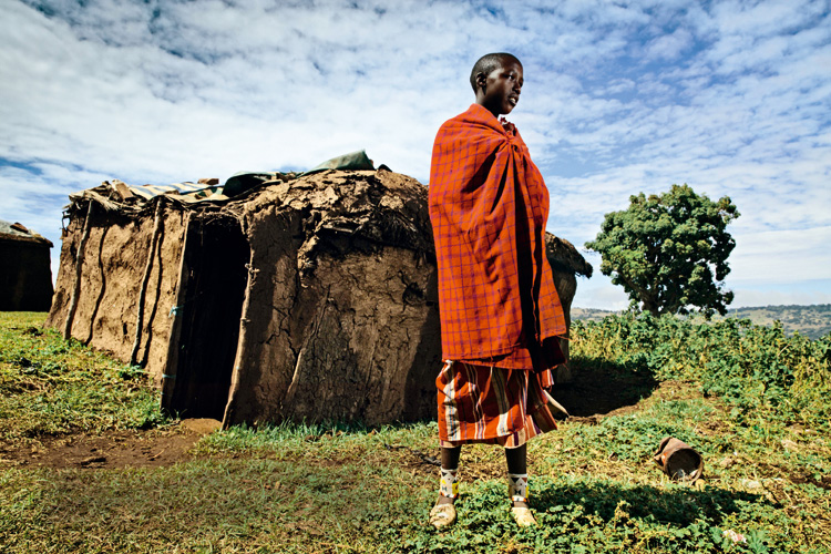Reportage aus Tansania: Gefangen in der Tradition. Foto: Schwarzbach