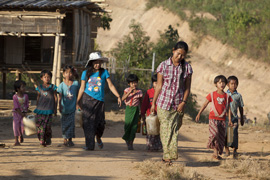 Reportage aus Myanmar: Die Apostel von Schwenikone. Foto: Hartmut Schwarzbach